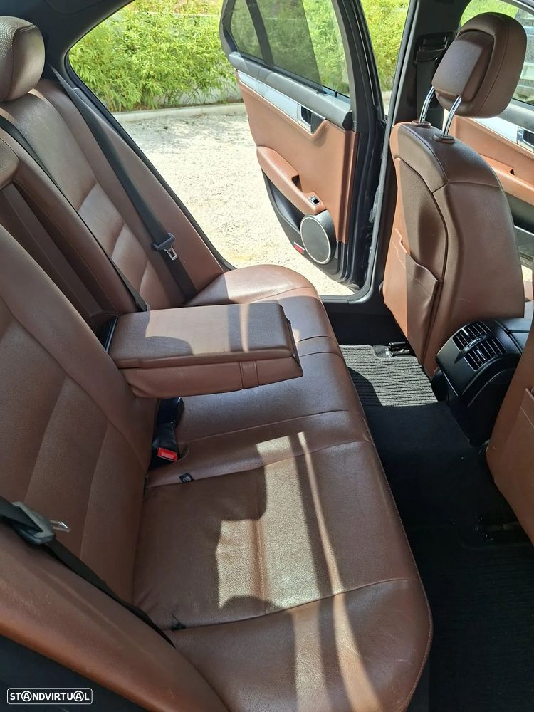 Mercedes-Benz C 220 CDi Avantgarde BlueEfficiency - 8