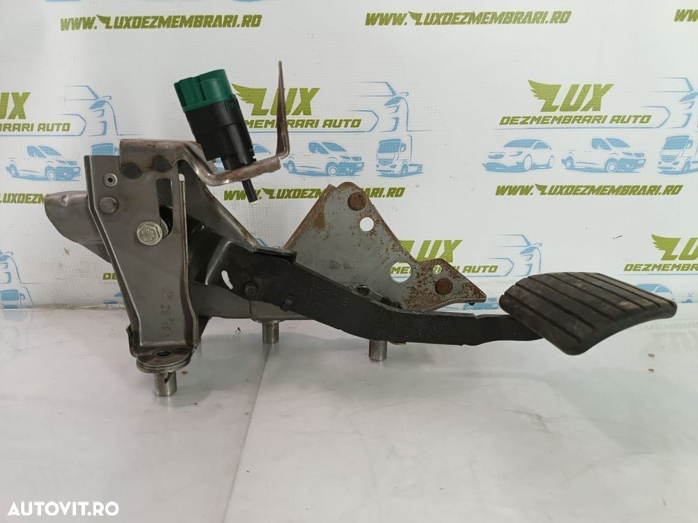 Pedala frana Renault Zoe 1  [din 2012 pana  2020] - 1