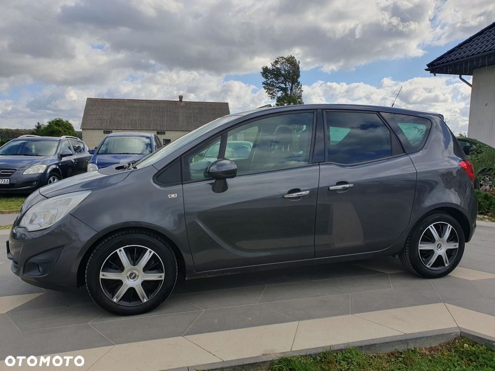 Opel Meriva - 8