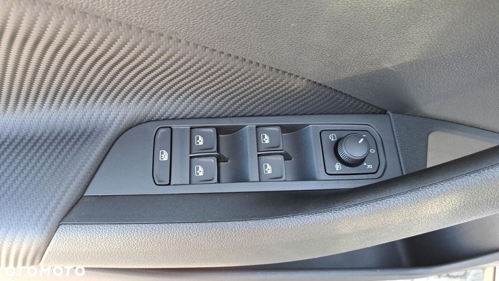 Skoda Kamiq 1.0 TSI Monte Carlo DSG - 14