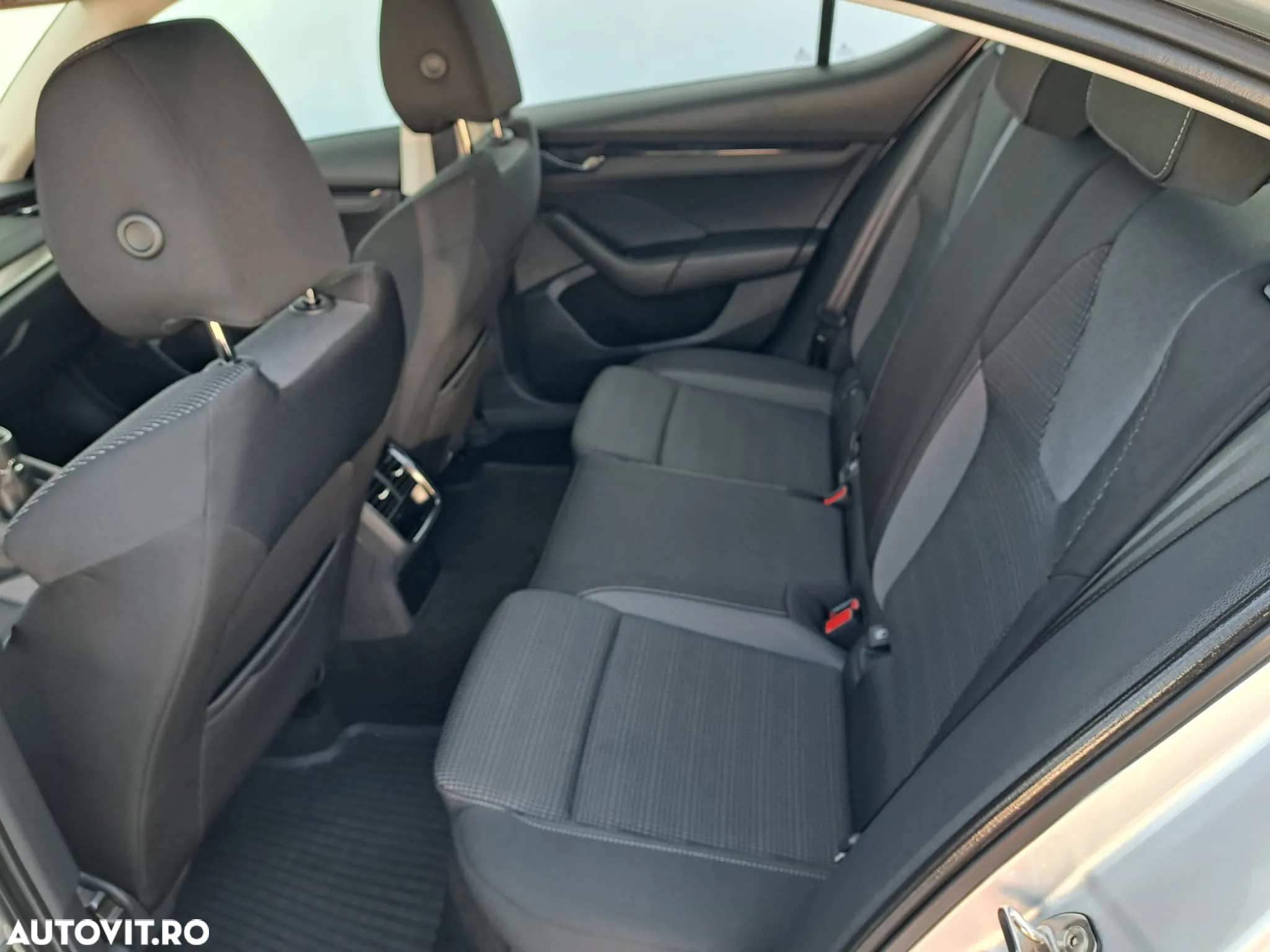 Skoda Octavia 1.0 TSI Ambition - 38