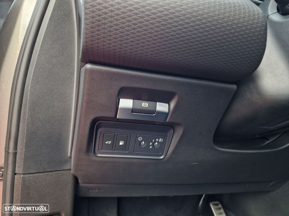 Land Rover Range Rover Evoque 1.5 P300e AWD R-Dynamic S Auto - 20