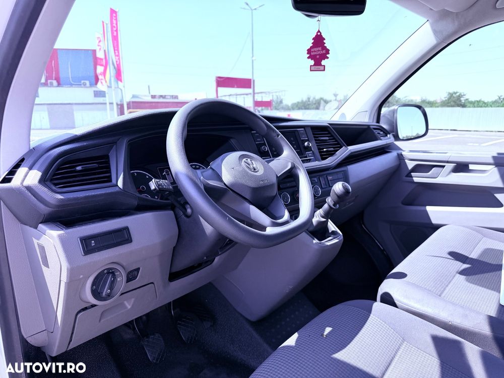 Volkswagen Transporter - 18