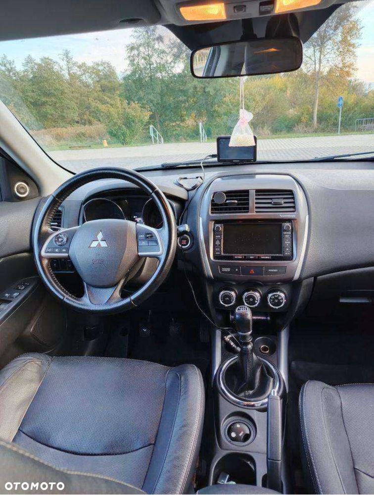 Mitsubishi ASX - 8