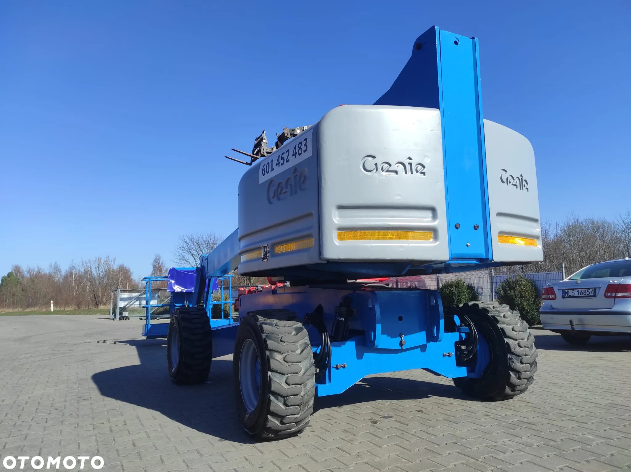 Genie S-45 - 24