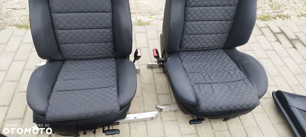 Fotel Fotele Zestaw Welur Czarna Krata Kubełki Grzane Audi A6 C5 Kombi 99 rok Części Blask Gołdap - 7