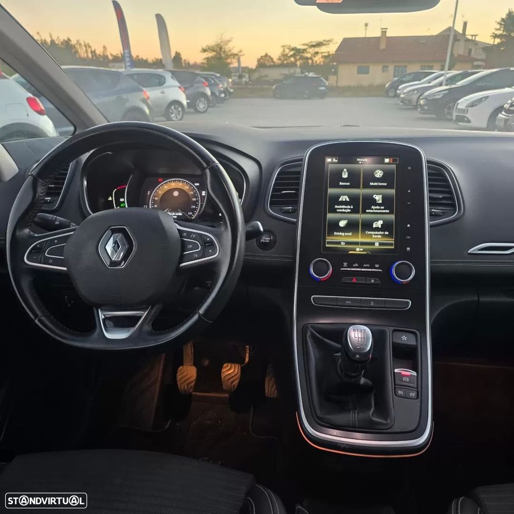 Renault Grand Scénic 1.6 dCi Intens SS - 18