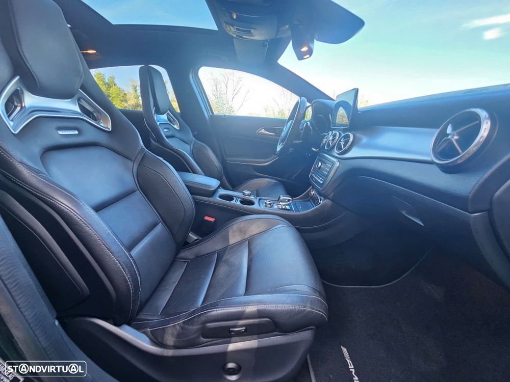 Mercedes-Benz GLA 45 AMG 4-Matic - 41