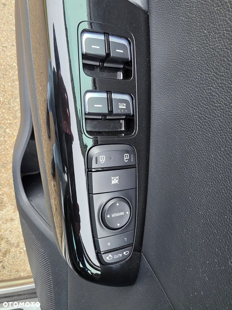 Kia Sportage 2,0 CRDI AWD GT Line - 10