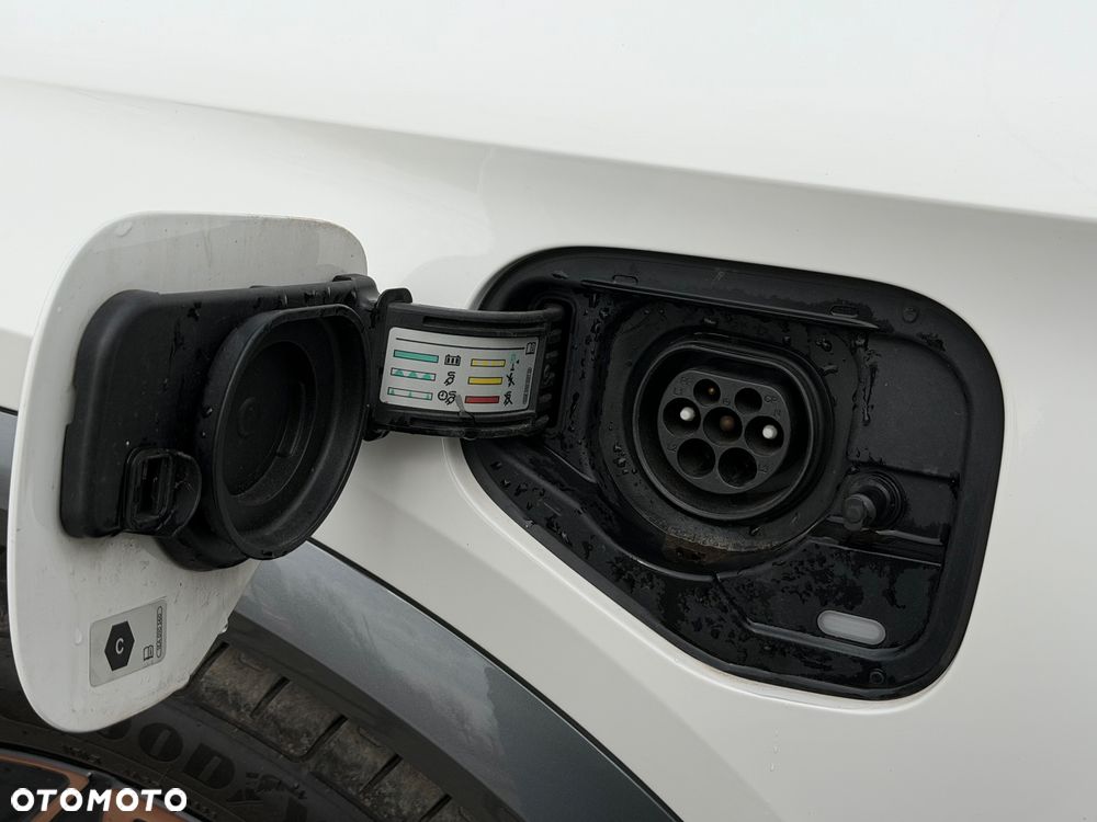 Cupra Formentor 1.4 e-Hybrid DSG Priority - 11