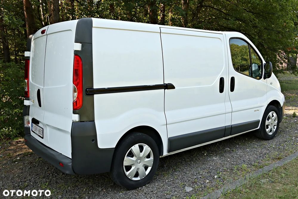Renault Trafic - 20