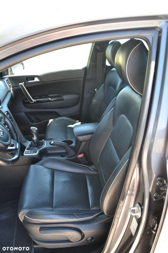 Kia Sportage 1.6 T-GDI GT Line 2WD - 22