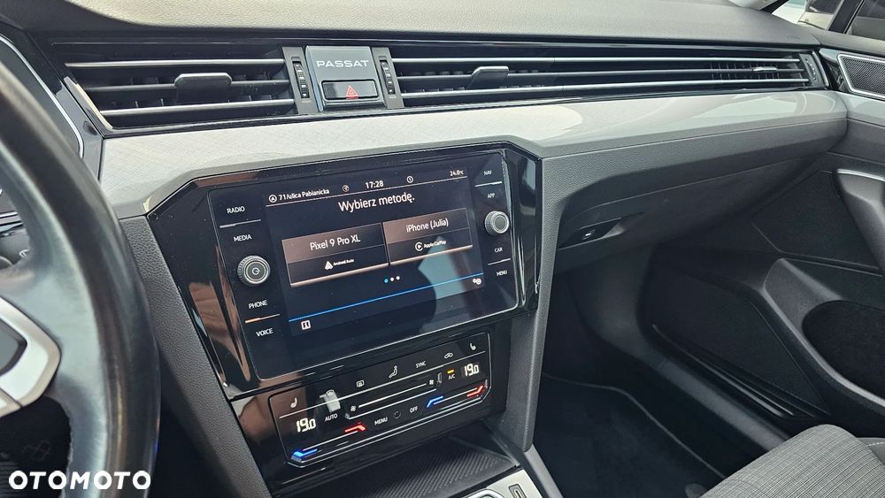 Volkswagen Passat Variant 2.0 TDI EVO Business DSG - 24