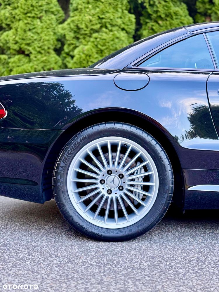 Mercedes-Benz SL - 10