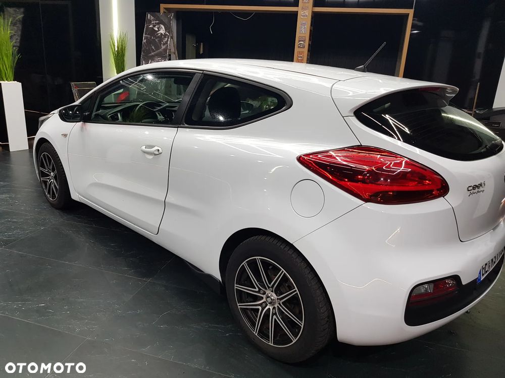 Kia ProCeed 1.4 Comfort + - 15