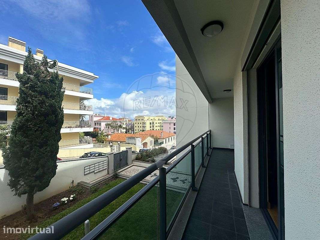 Apartamento T2 para arrendamento - Grande imagem: 2/19