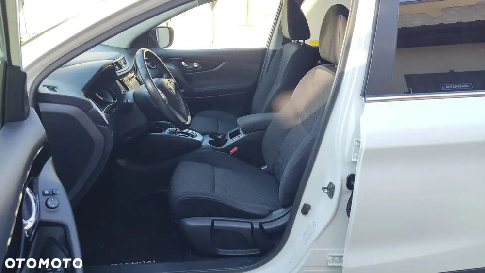 Nissan Qashqai 1.2 DIG-T Xtronic 360 - 7