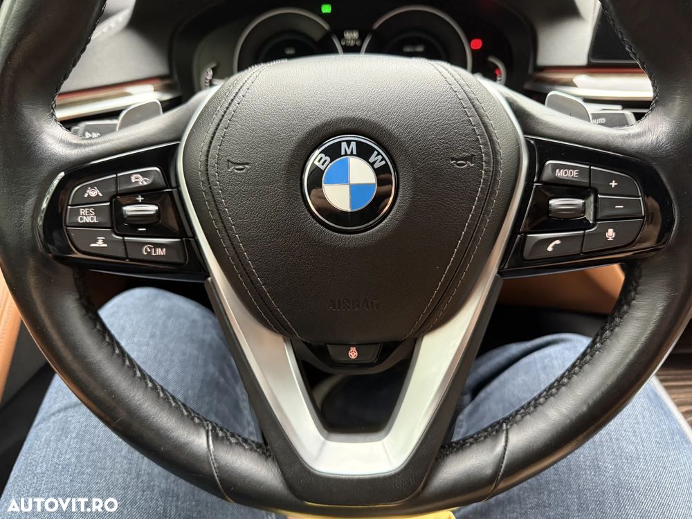 BMW Seria 5 540i xDrive Aut. - 11