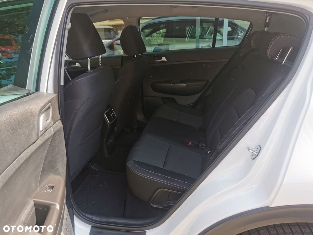 Kia Sportage 1.6 T-GDI Black Edition Plus 2WD DCT - 11