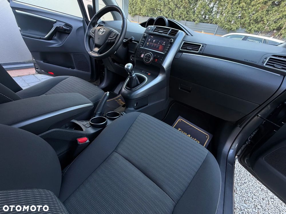 Toyota Verso - 16