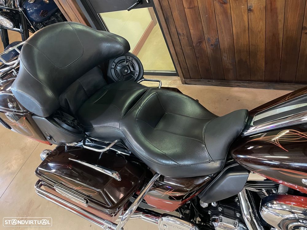 Harley-Davidson Electra Glide Ultra Classic - 5