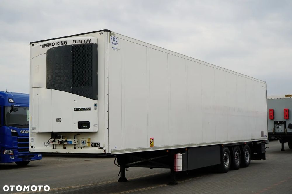 Schmitz Cargobull CHŁODNIA / THERMO KING SLXE 300  / KOSZ NA PALETY / SAF - 1