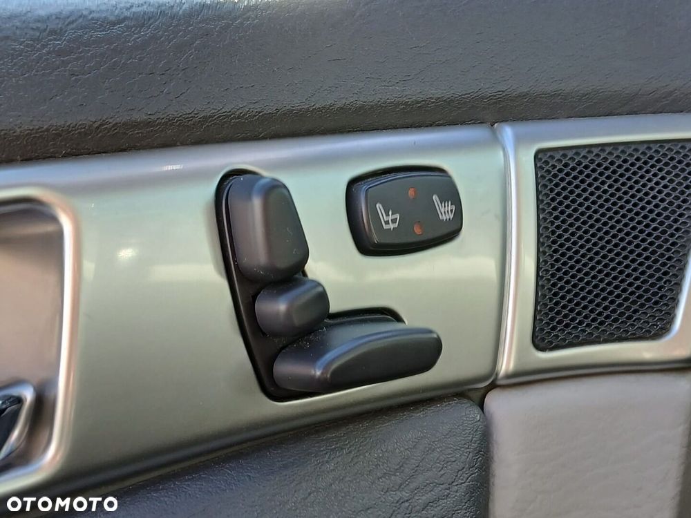 Chrysler Pacifica - 27