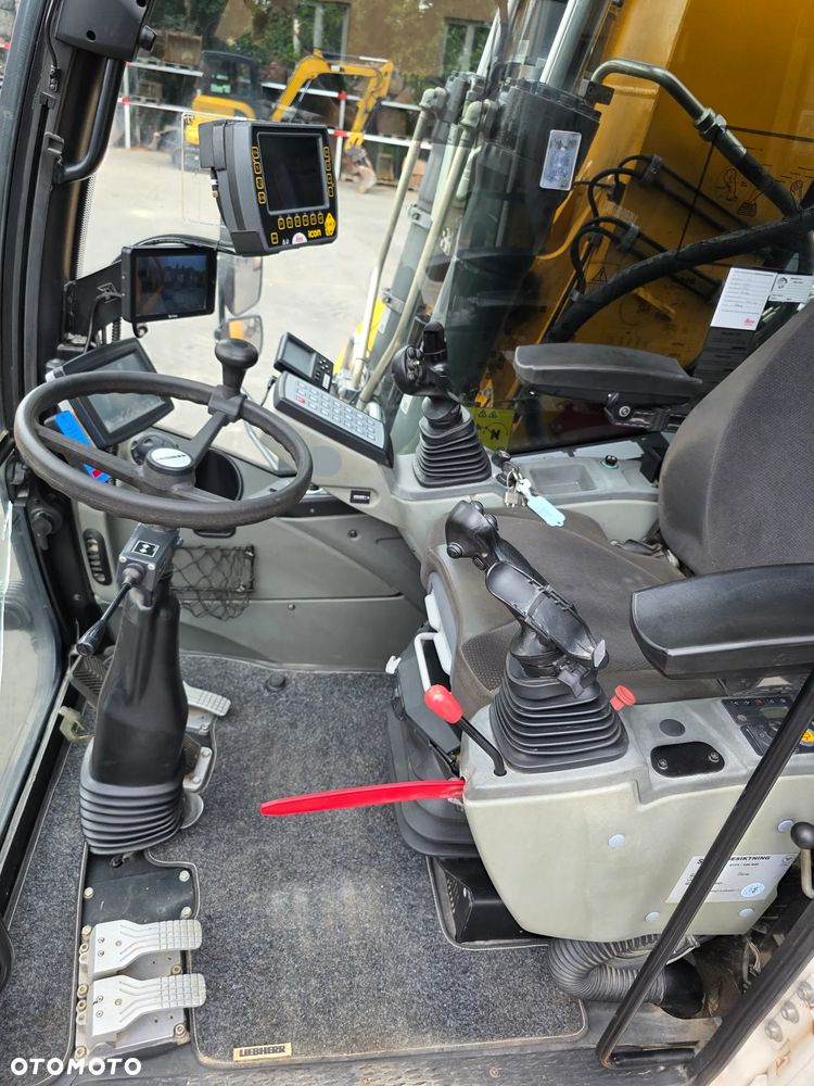 Liebherr 916 Speeder 3D Leica Roto - 21