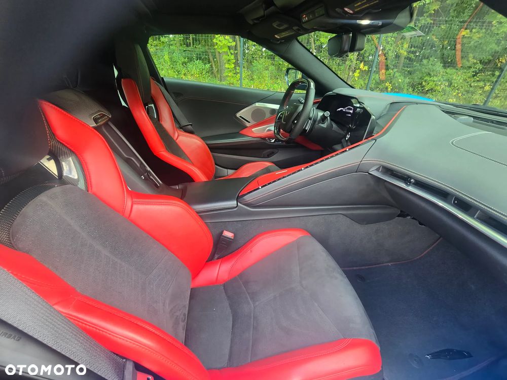 Chevrolet Corvette - 2