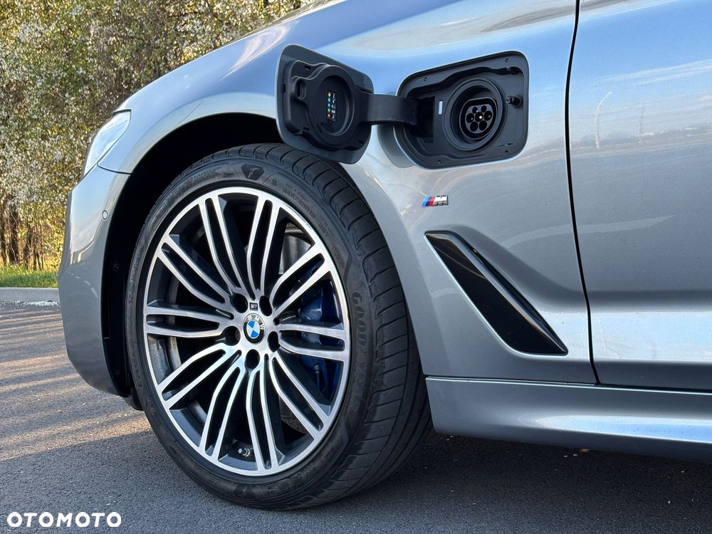 BMW Seria 5 530e iPerformance M Sport sport - 24