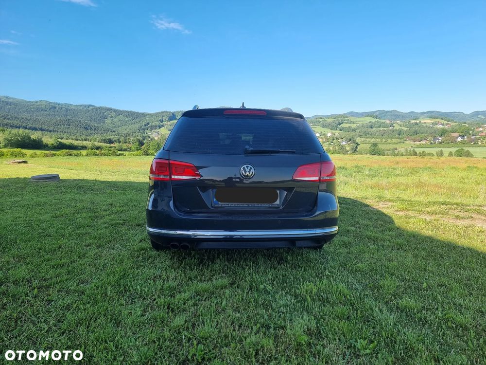 Volkswagen Passat 2.0 Blue TDI SCR Trendline - 6