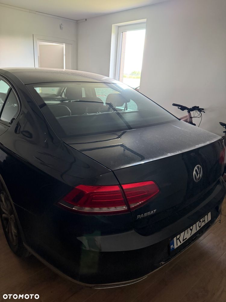 Volkswagen Passat 2.0 TDI BMT Trendline - 3