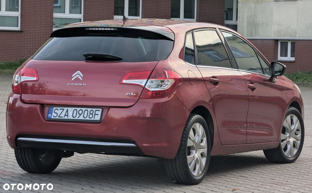Citroën C4 e-HDi 110 Exclusive - 28