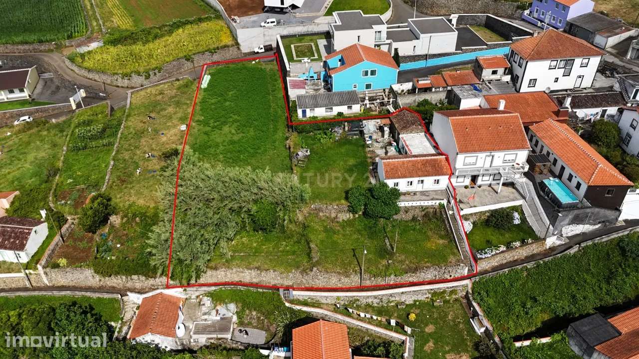 T2 com Terreno para Construção — Ideal para Projeto Futuro - Grande imagem: 3/7