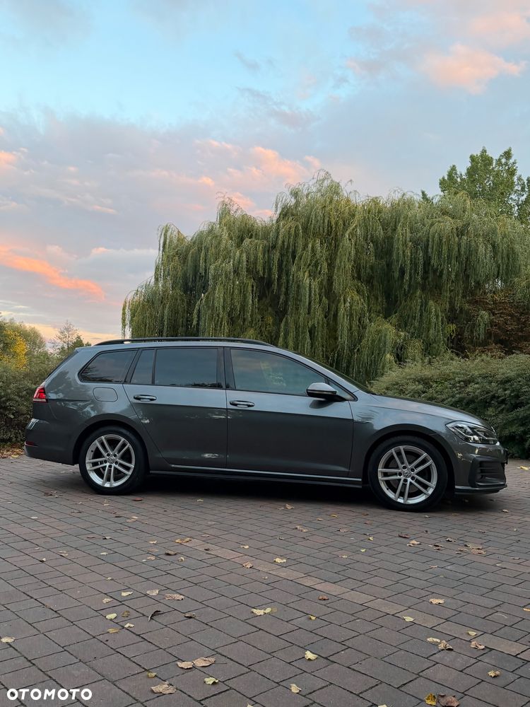 Volkswagen Golf - 8