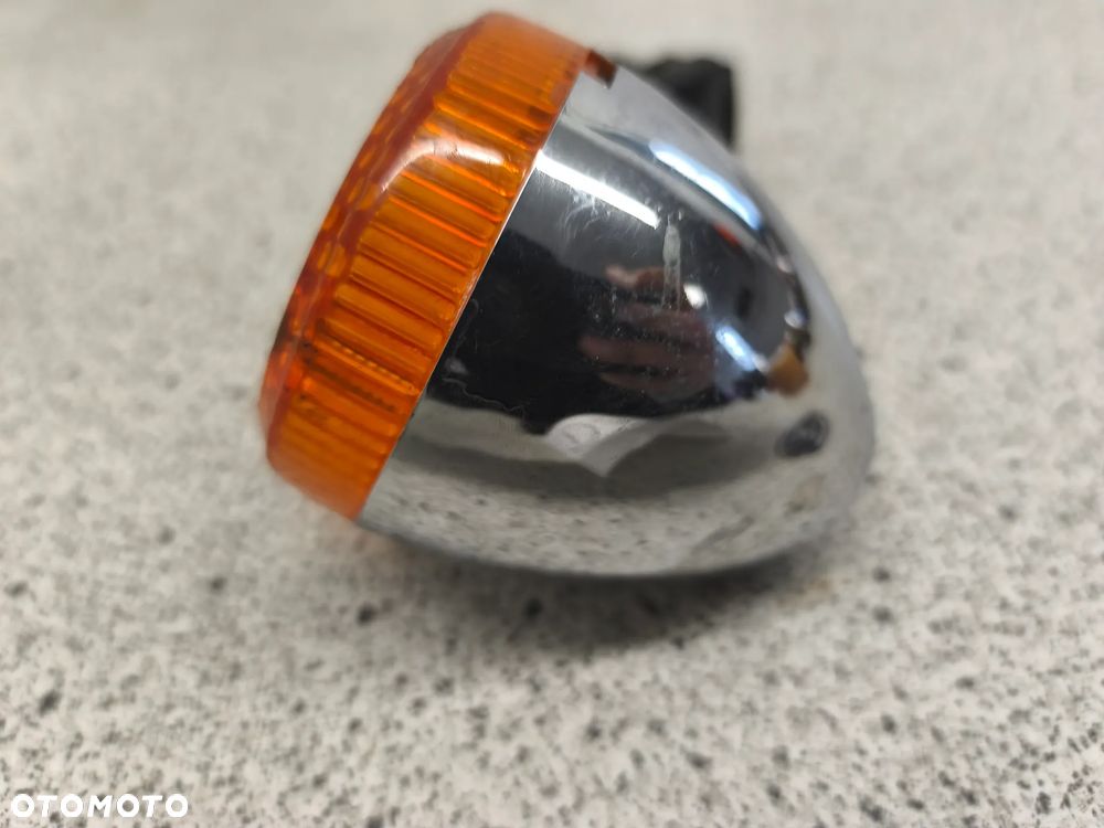 Kierunkowskaz prawy przód Honda VT700 VT 700 VT 1100 VT1100 Shadow 700 1100 - 11