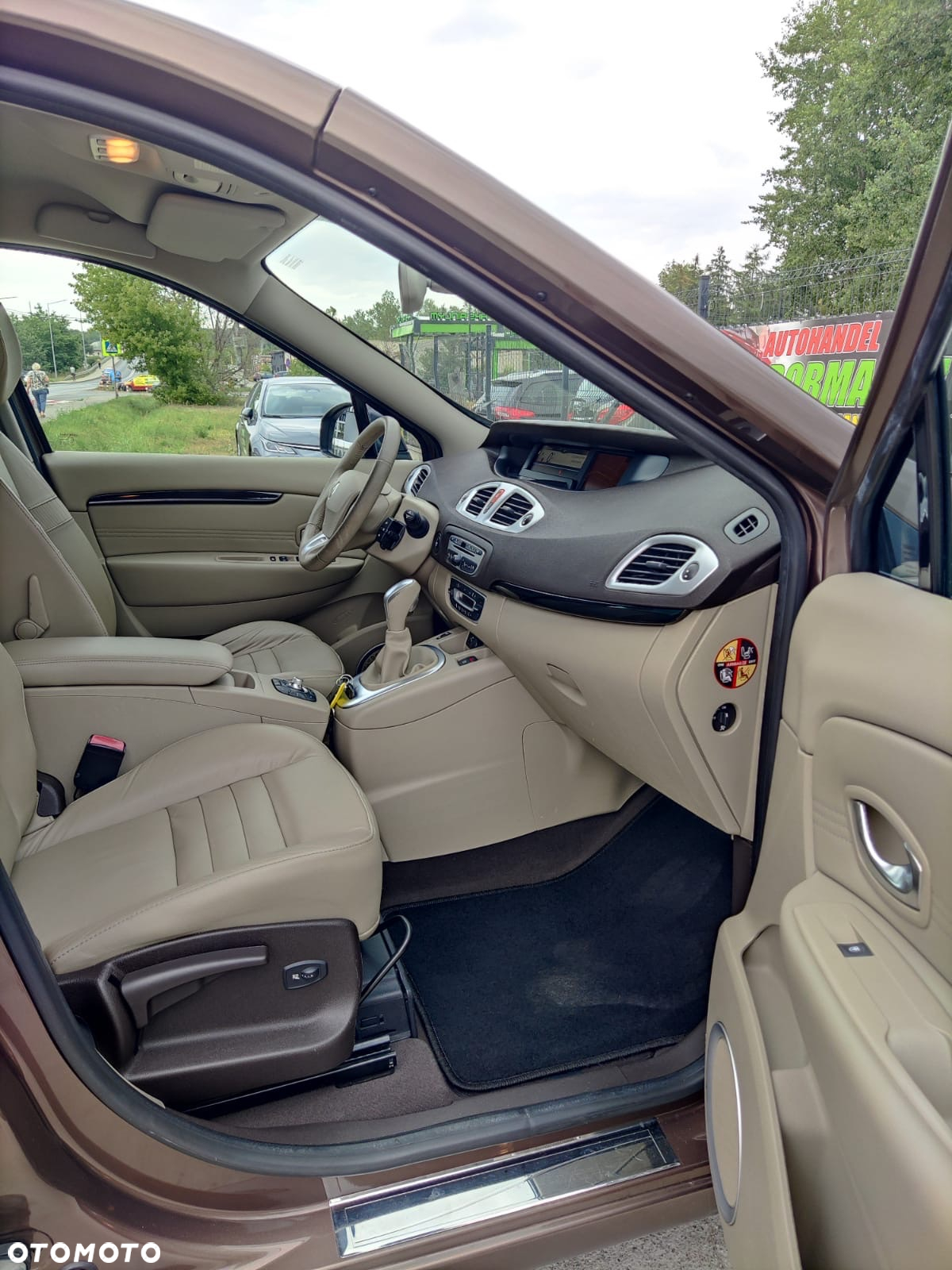 Renault Scenic 2.0 16V Bose Edition CVT - 13