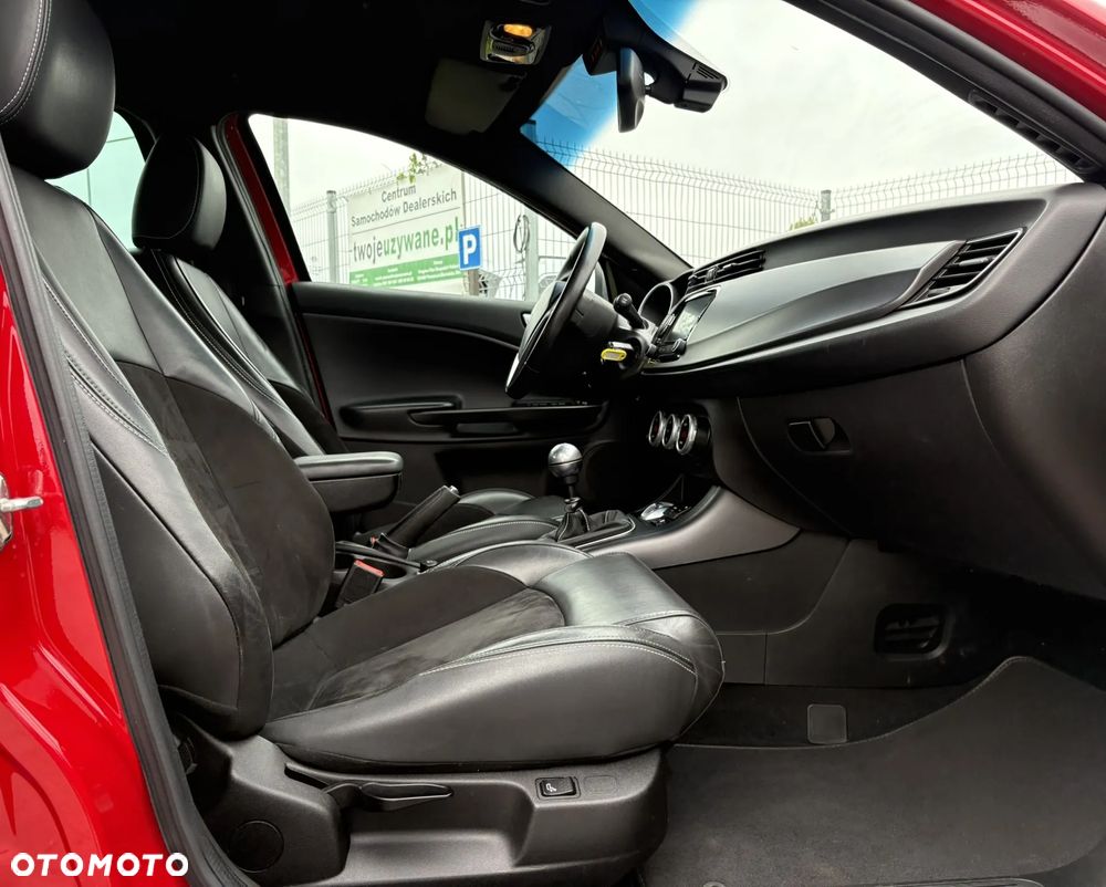 Alfa Romeo Giulietta 1.4 TB MultiAir Exclusive - 27