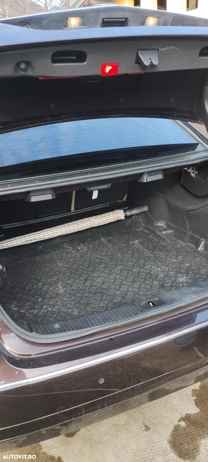 Mercedes-Benz E 220 CDI BlueEfficiency Aut. - 16