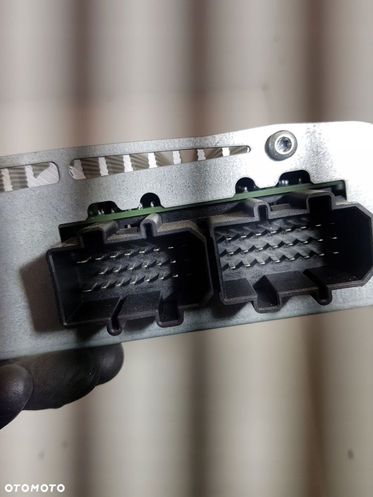 wzmacniacz radia skoda vw audi 3u0035456b - 7