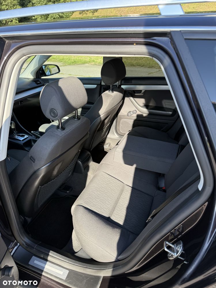 Audi A4 Avant - 6