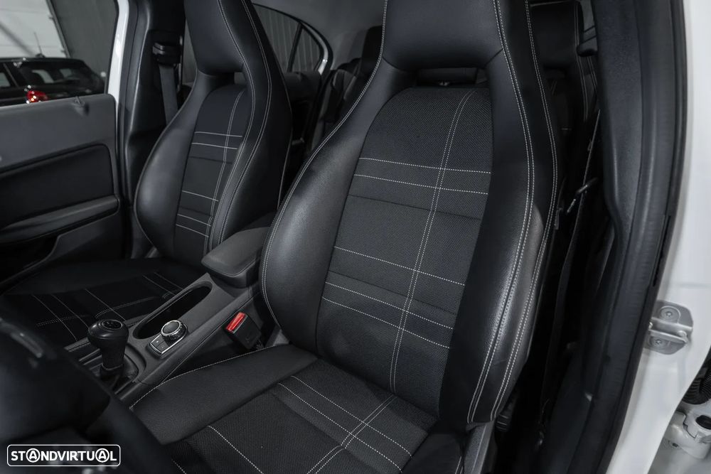 Mercedes-Benz A 160 d Urban - 26