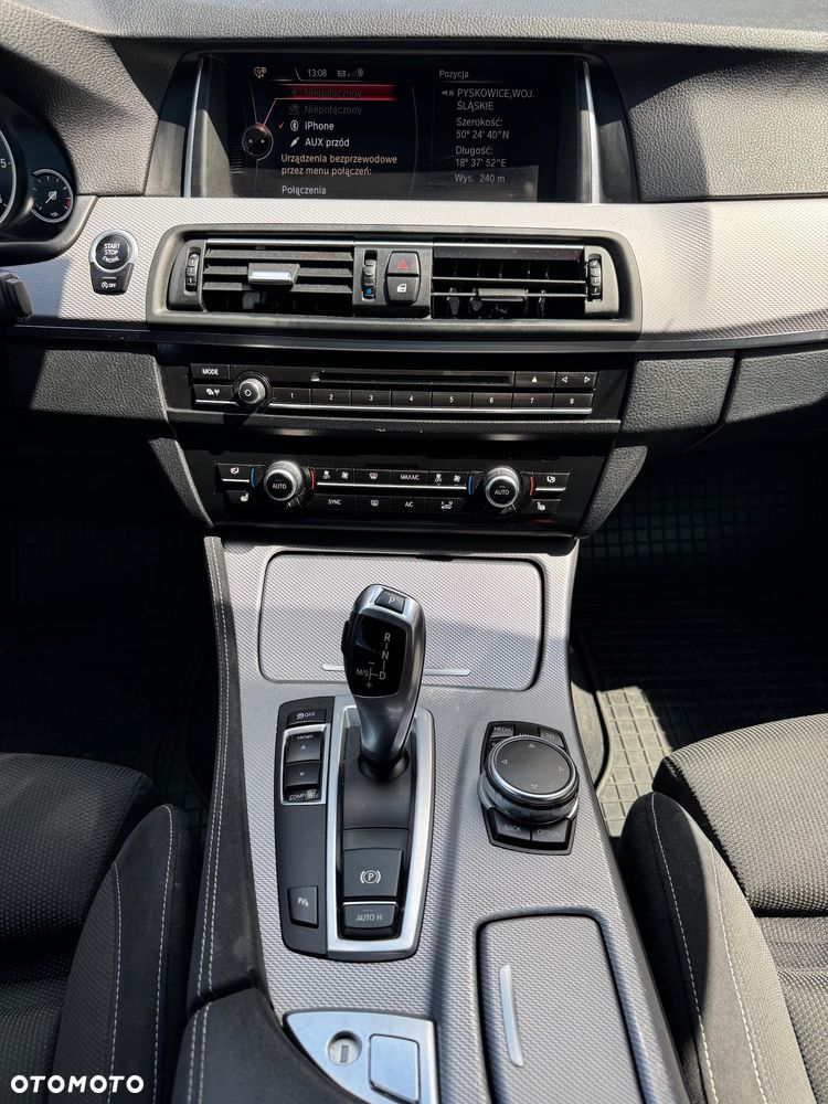 BMW Seria 5 518d Luxury Line - 11
