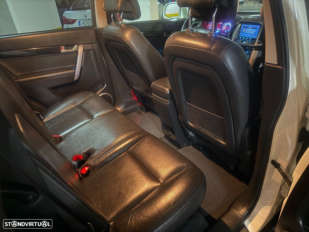 Chevrolet Captiva 2.2 VCDi Seven Xtreme 164g 7L - 34