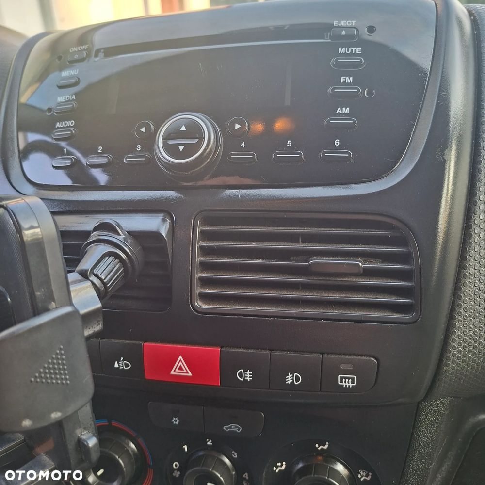 Fiat Doblo - 12