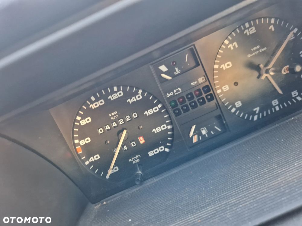 Volkswagen Golf - 10