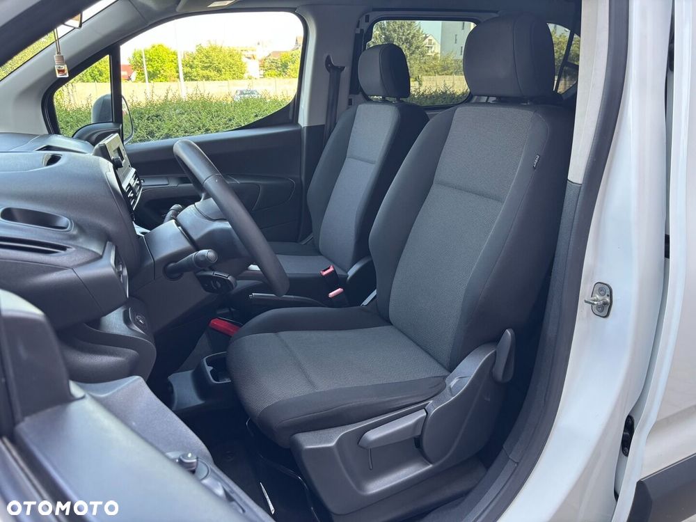 Toyota Proace City Verso 1.5 D-4D Combi - 19