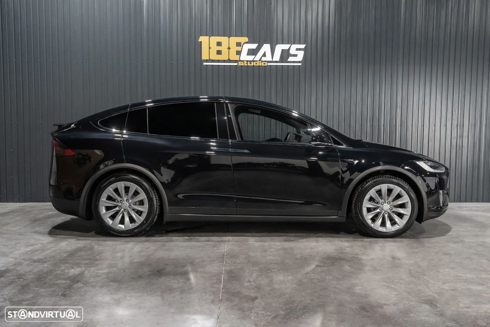 Tesla Model X 100D - 39