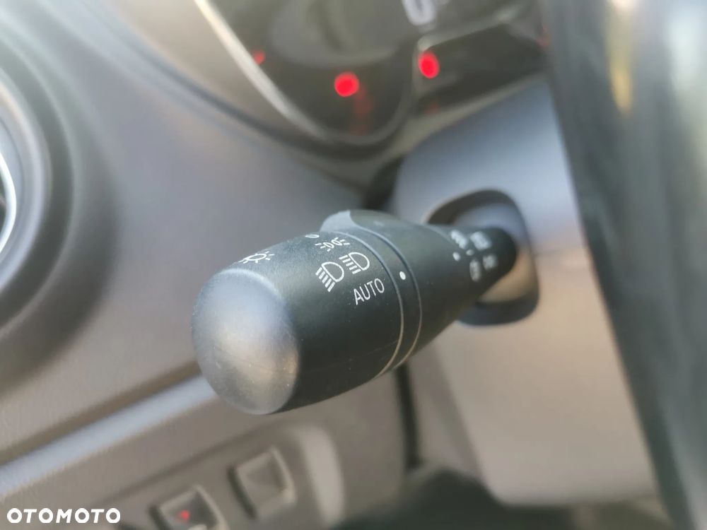Renault Captur ENERGY TCe 120 EDC LIMITED - 18