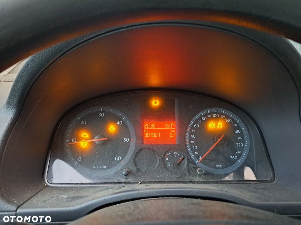 Volkswagen Caddy - 8